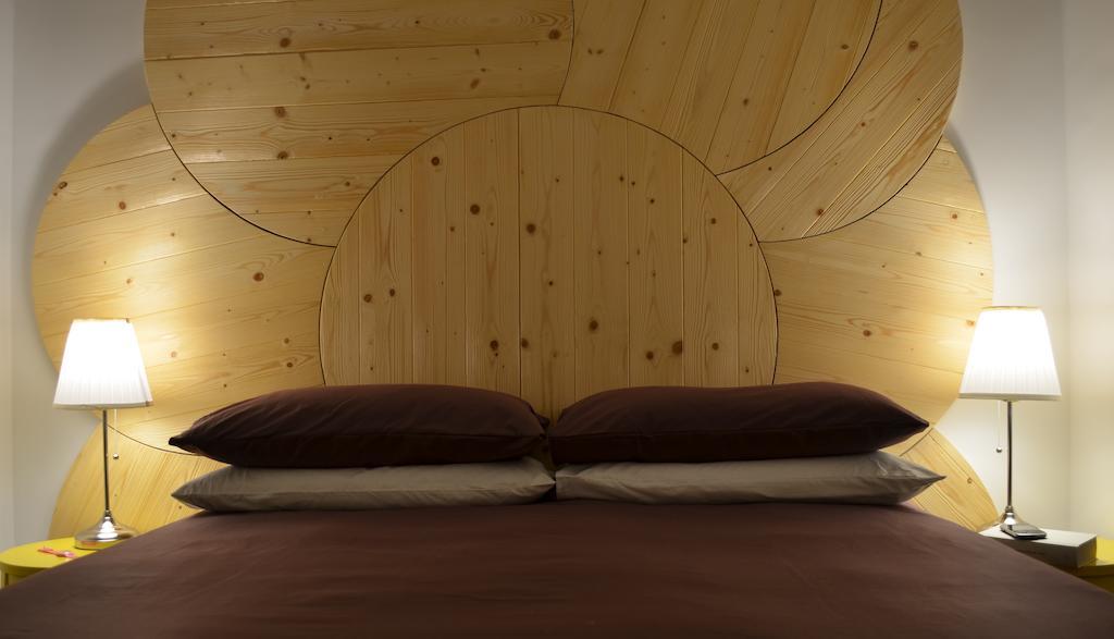 טולנטינו Angelina Urban Lodge חדר תמונה