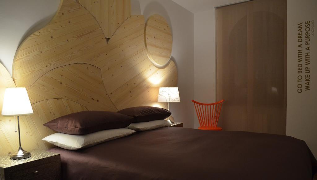 טולנטינו Angelina Urban Lodge חדר תמונה